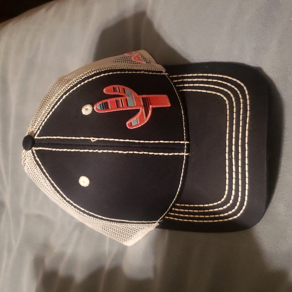 Ariat trucker style hat